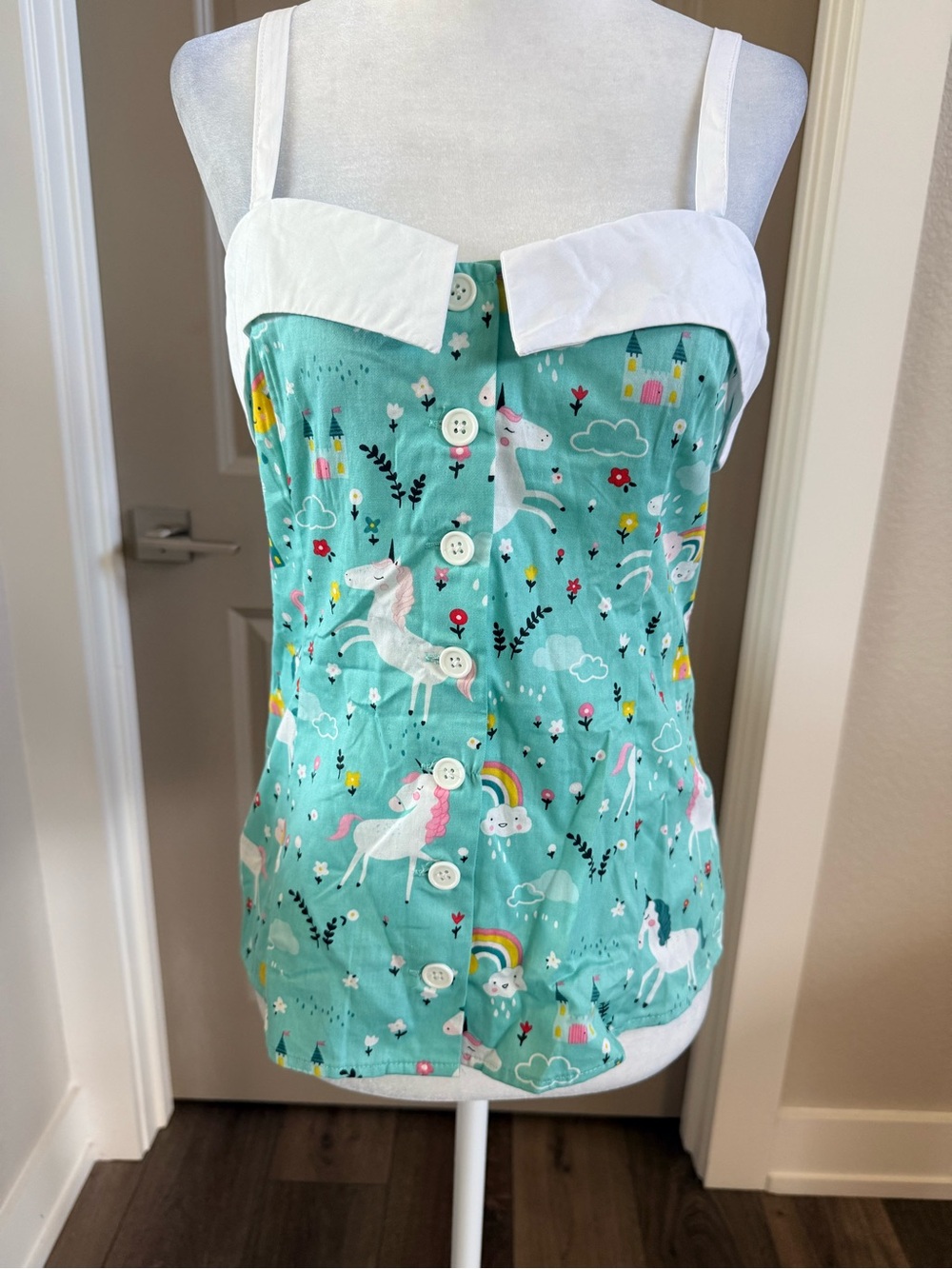 Unique vintage unicorn top size m